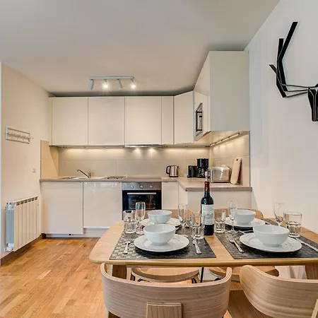 Fermes Du Montenvers B11 - Alpes Travel - - Sleeps 4 Chamonix